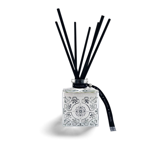 Un Rendez-Vous avec Cézanne | Luxury Fragrance Diffuser | 200ml | Vessel
